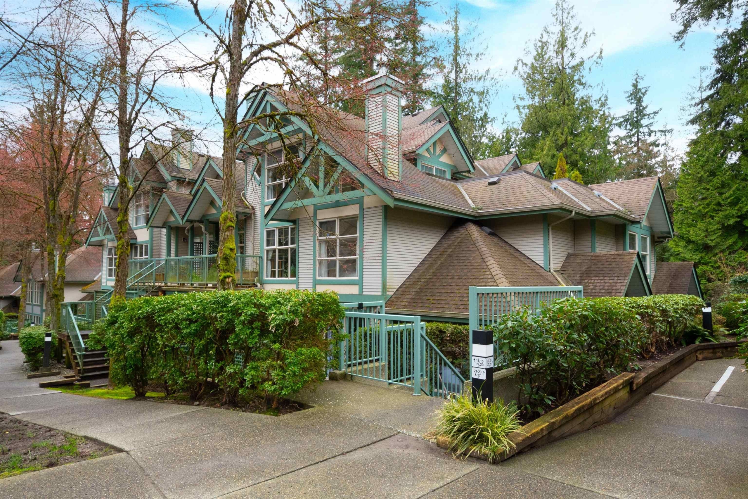 20 65 Foxwood Drive