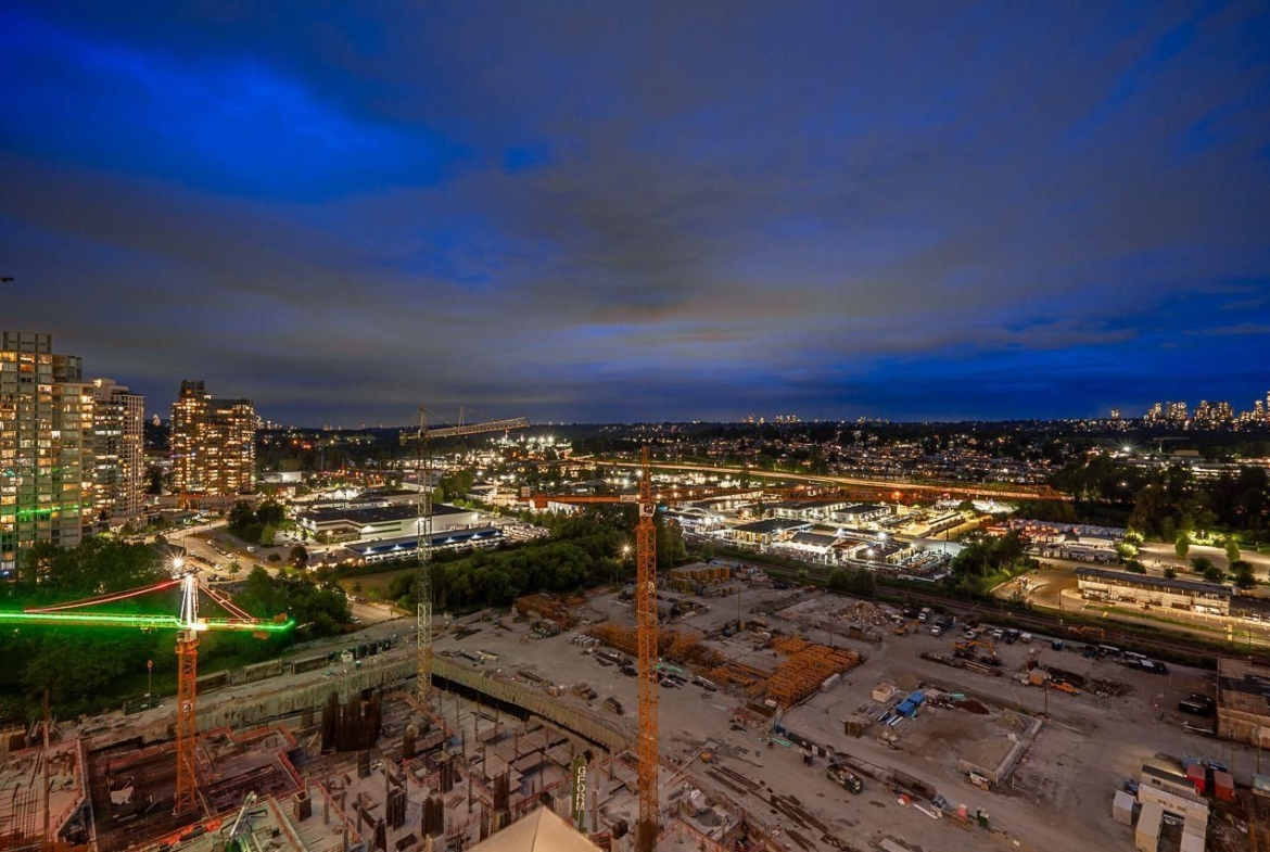 2903 2289 YUKON CRESCENT, Burnaby BC V5C 0B2