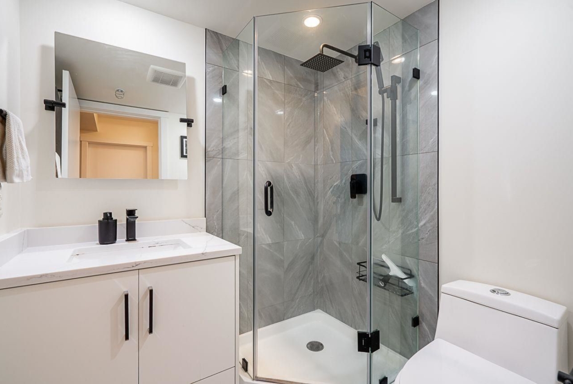 2903 2289 YUKON CRESCENT, Burnaby BC V5C 0B2