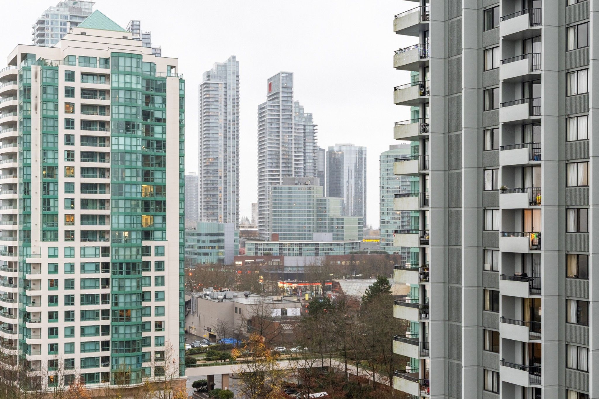 1306 5685 HALLEY AVENUE, Burnaby BC V5H 0L9