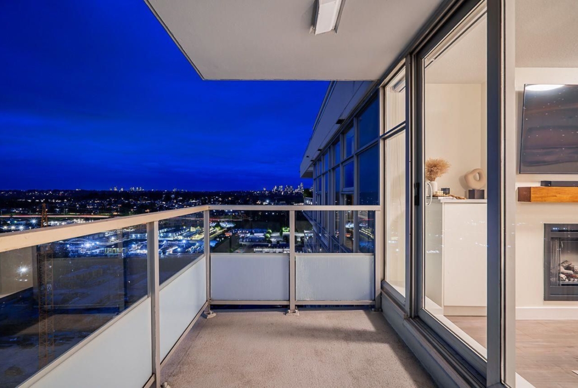2903 2289 YUKON CRESCENT, Burnaby BC V5C 0B2
