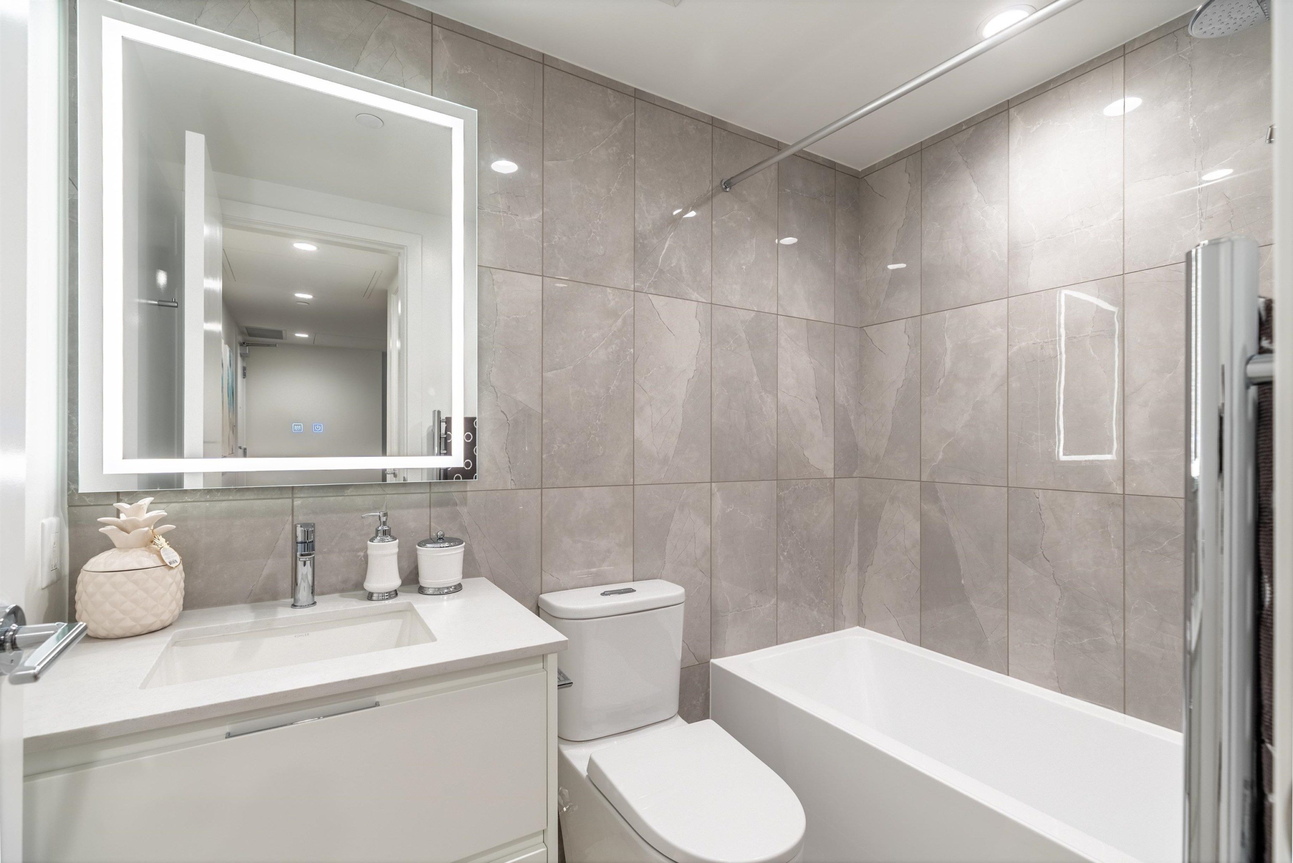 1306 5685 HALLEY AVENUE, Burnaby BC V5H 0L9