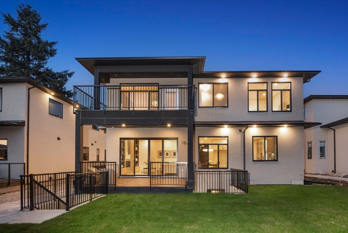 10141 172A STREET, Surrey BC V4N 4H6