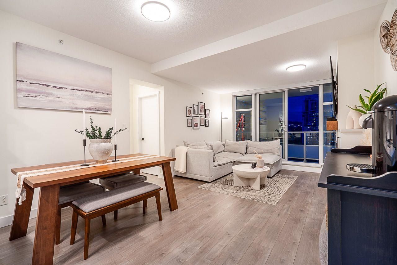 2903 2289 YUKON CRESCENT, Burnaby BC V5C 0B2