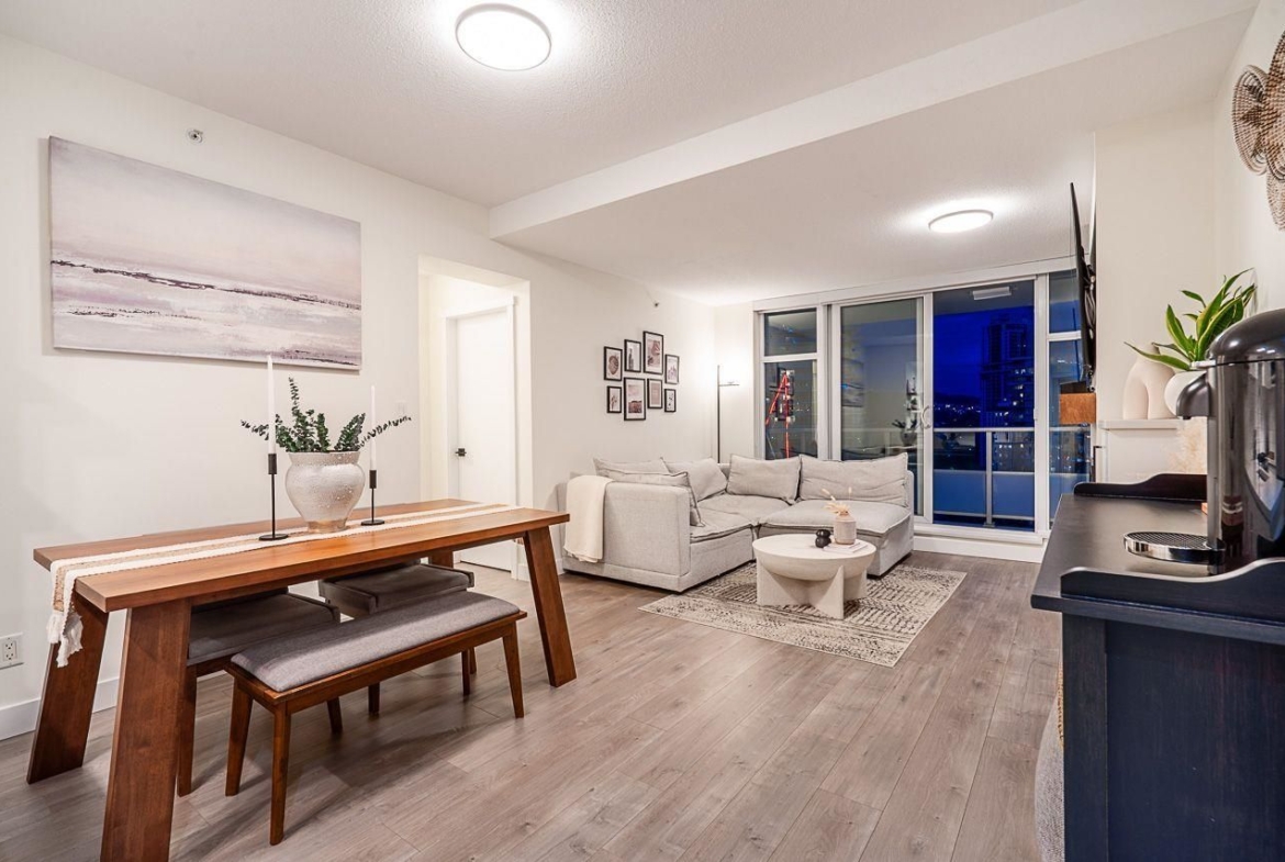 2903 2289 YUKON CRESCENT, Burnaby BC V5C 0B2