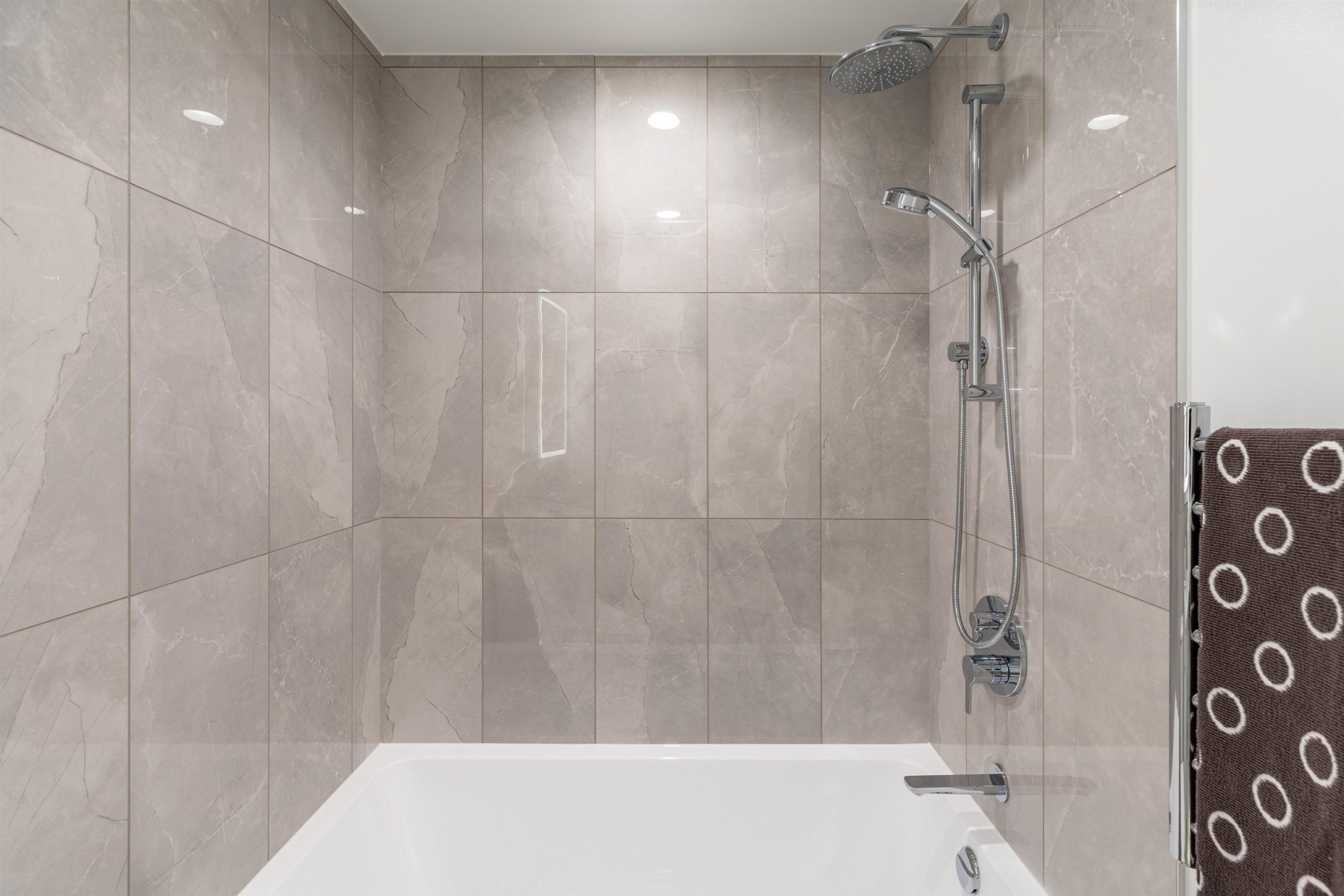 1306 5685 HALLEY AVENUE, Burnaby BC V5H 0L9