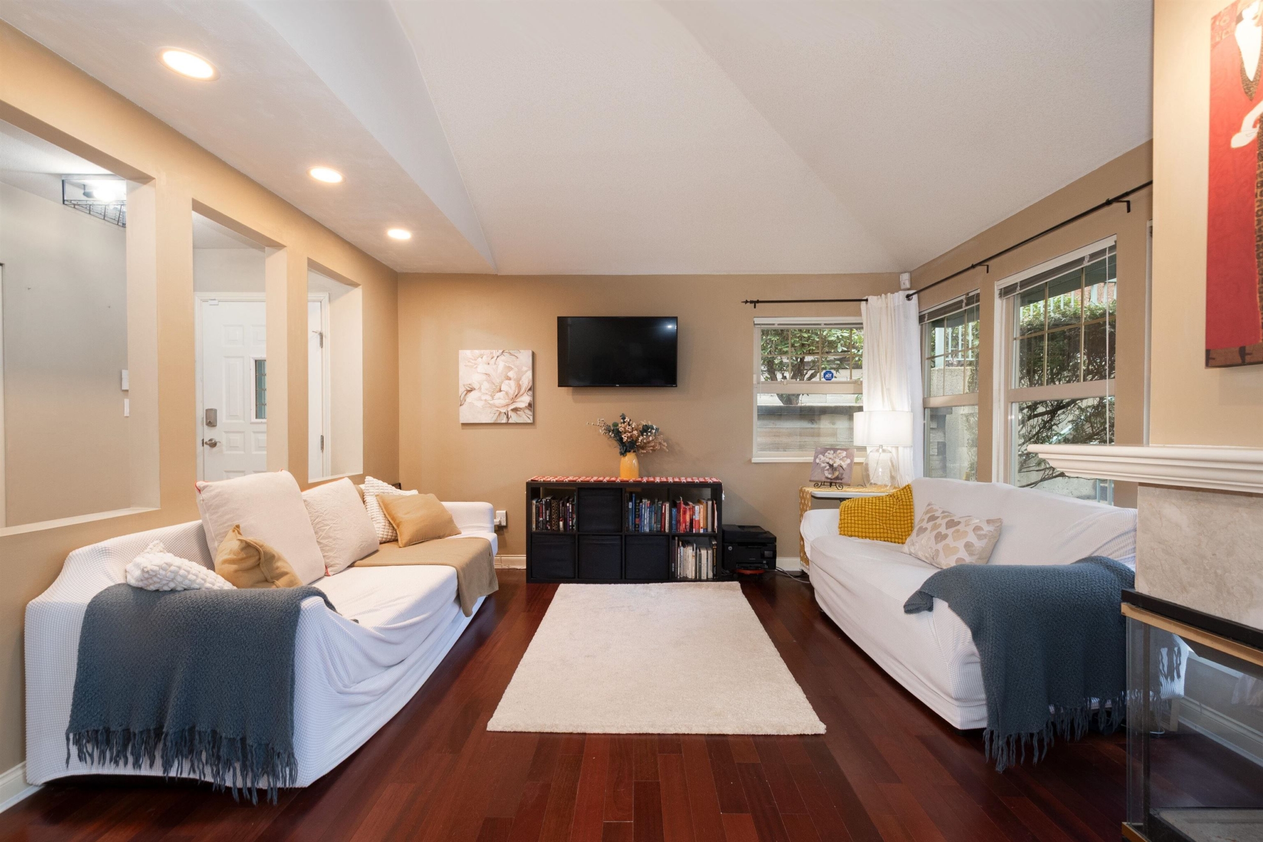 20 65 Foxwood Drive